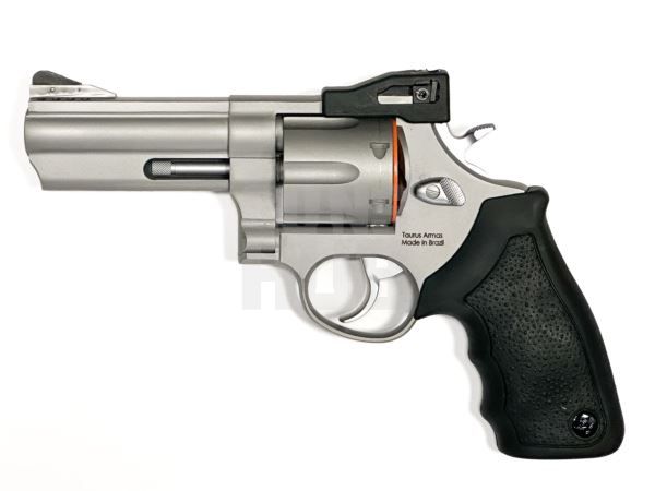 Rewolwer Taurus 44 SS Mat 44 Mag 4"
