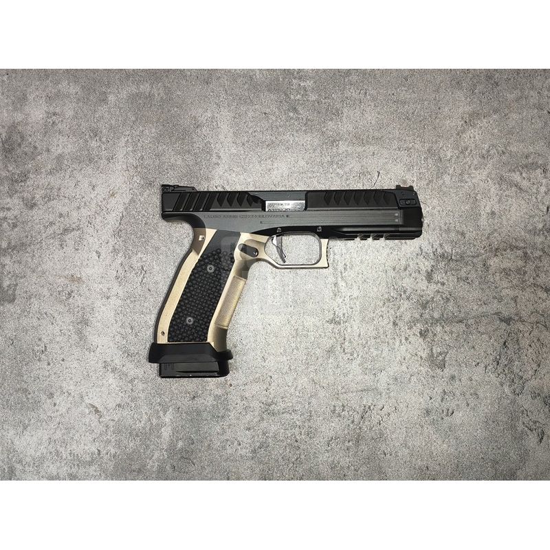 Pistolet Laugo Arms Alien Full Kit 9x19