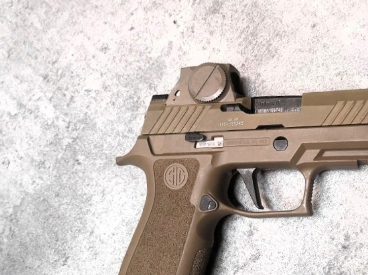 Pistolet Sig Sauer P320 M18X